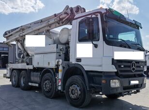 betoonipump Schwing  šassiil  Mercedes-Benz Actros 3241