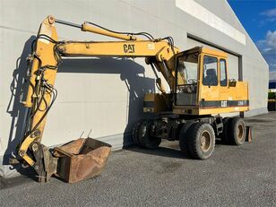 ratasekskavaator Caterpillar 206B FT