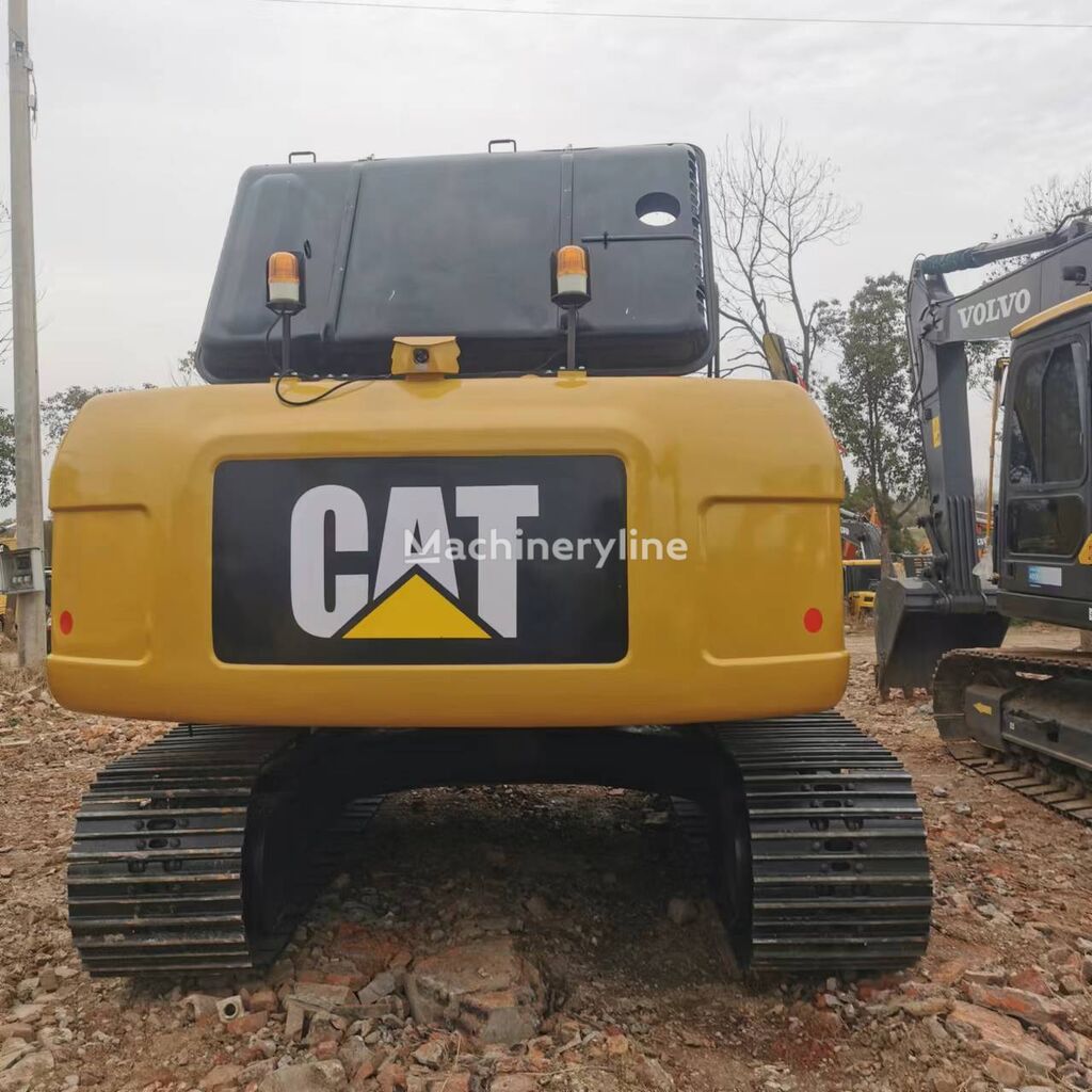 roomikekskavaator CAT CAT320D2