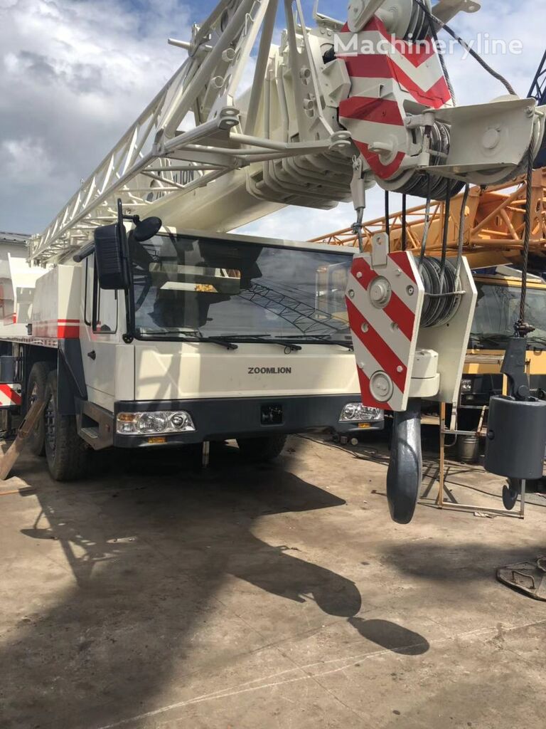 автокран Zoomlion QY70V 70ton truck crane